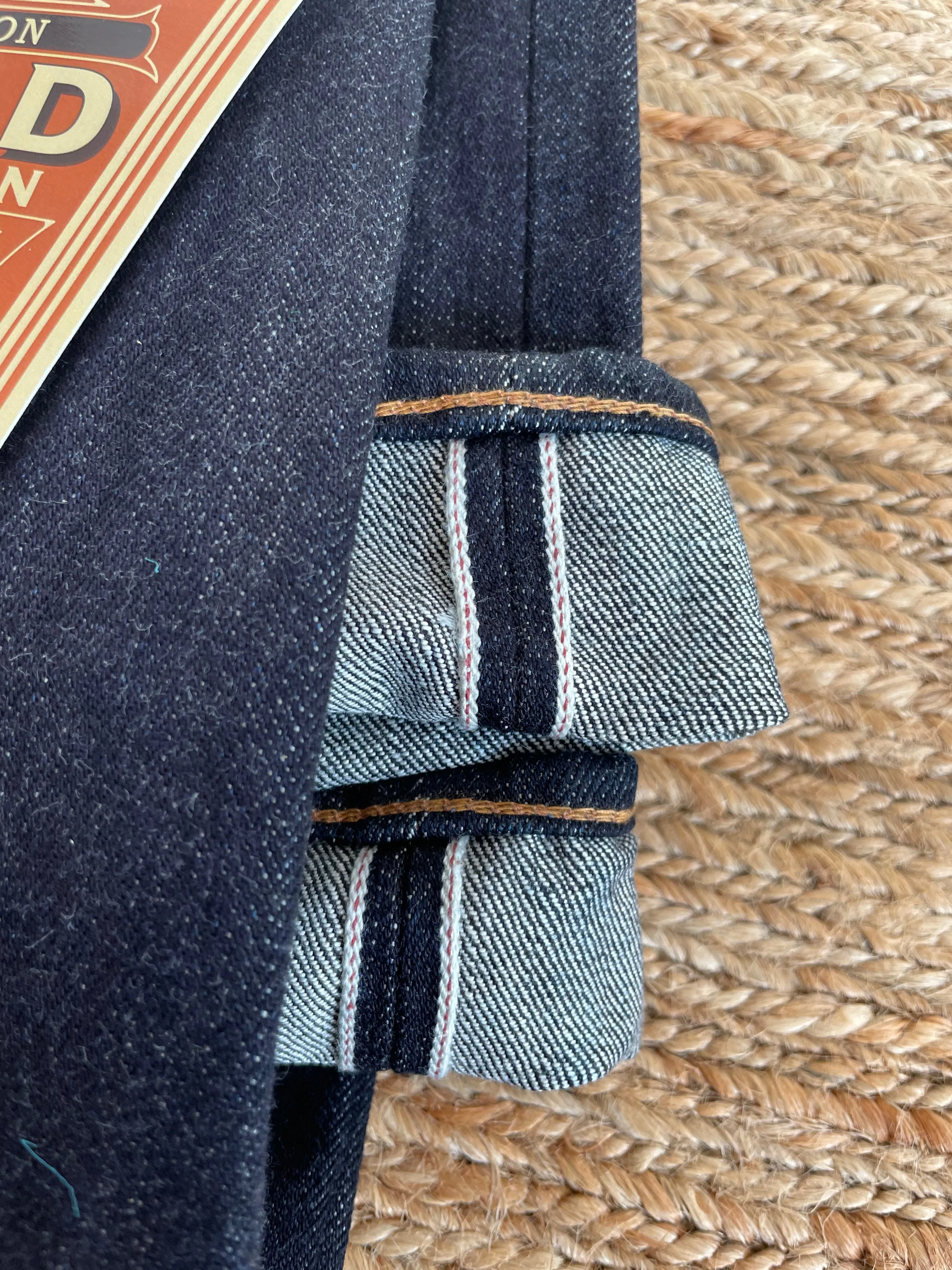 Suvin Gold Jeans - High Rise Tapered - One Wash